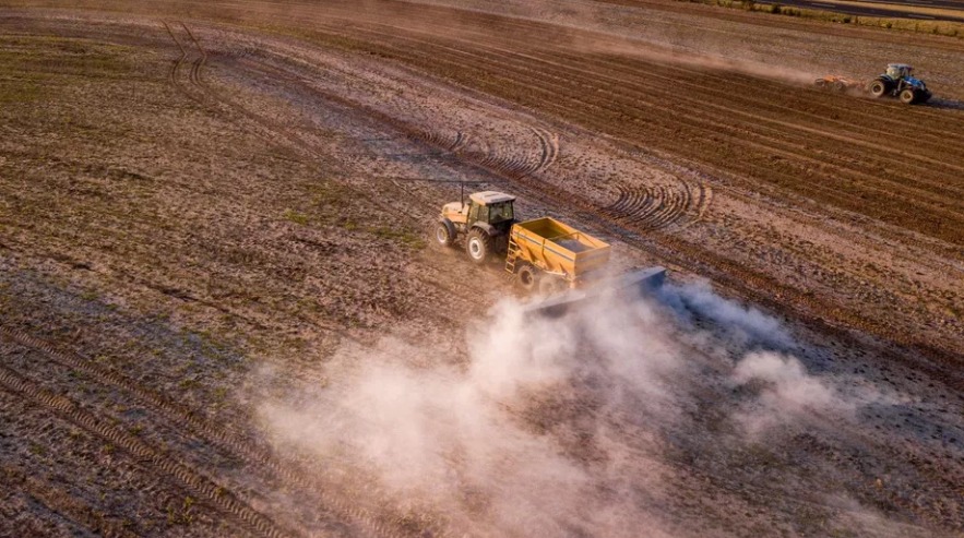 Uso do calcário para melhoria do solo é solução sustentável para agronegócio do PR